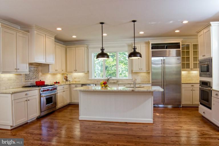 4304 37th Road North Arlington, VA 22207 - Photo 18 of 30 Kitchen
