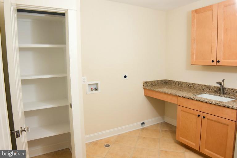 4304 37th Road North Arlington, VA 22207 - Photo 4 of 30 Laundry Room