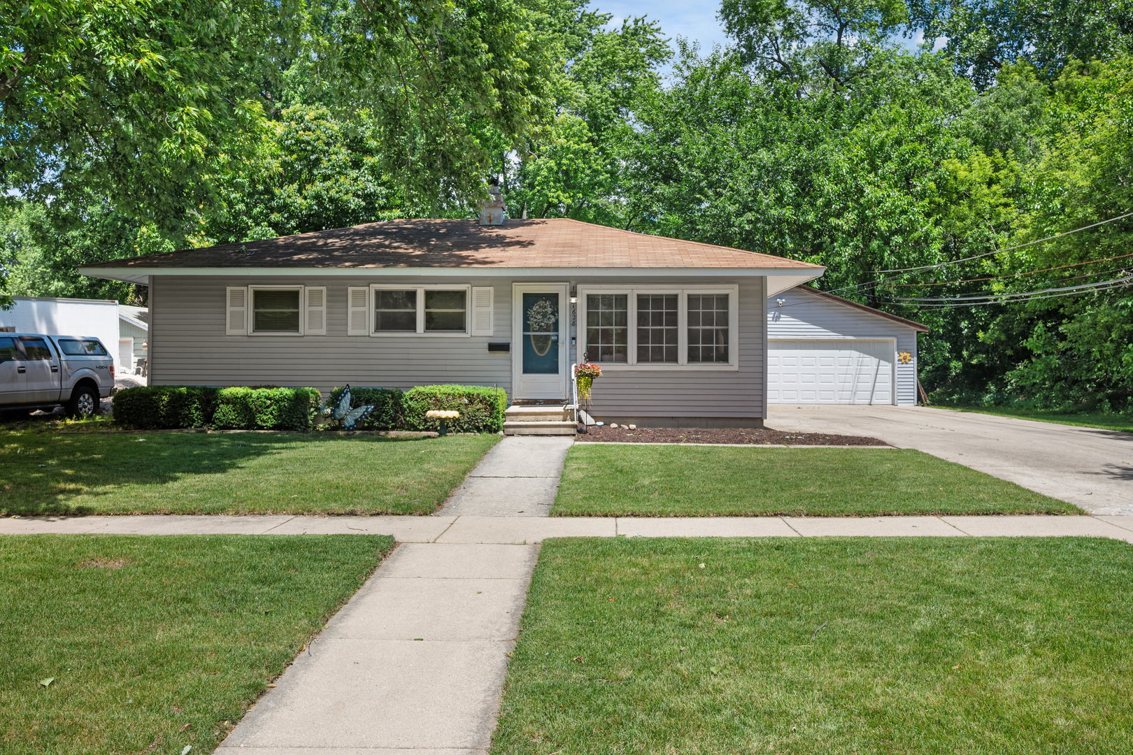 1628 East Dresser Road DeKalb, IL 60115 - Photo 25 of 28