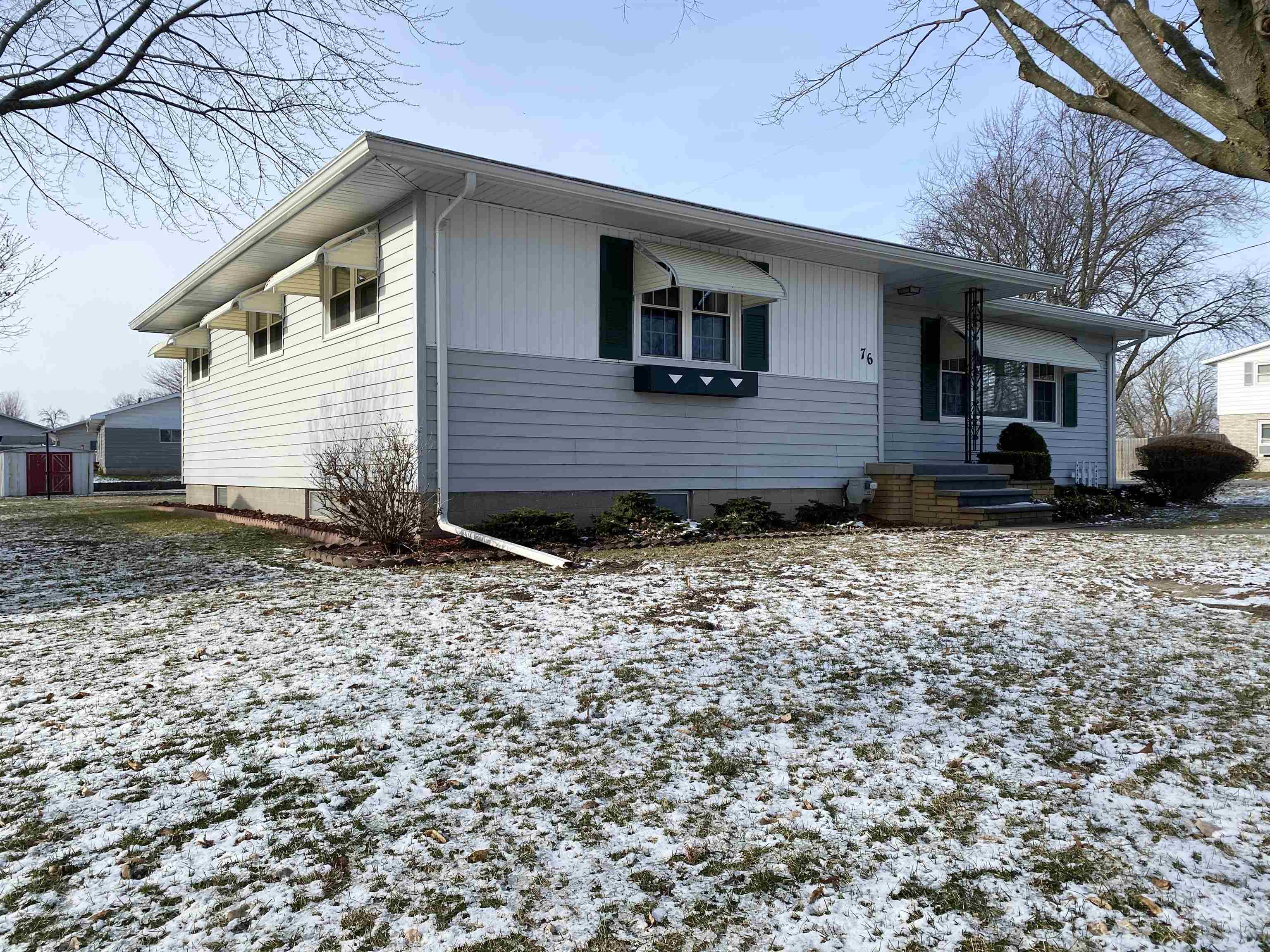 76 South Lincoln Road Bay City, MI 48708 - Photo 3 of 43