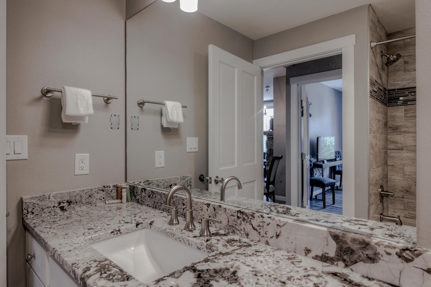129 River Run Road, Unit 8054 Keystone, CO 80435 - Photo 6 of 25 Gallery Image 6