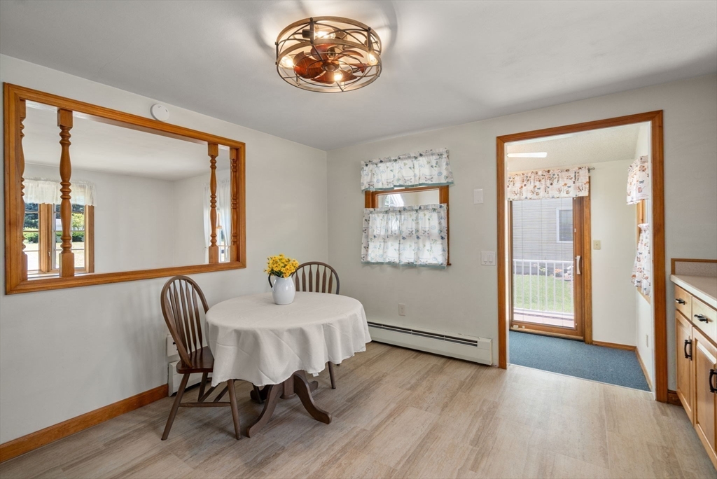 1534 Donohue Road Chicopee, MA 01020 - Photo 6 of 33