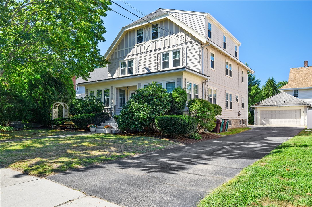 428 Prospect Street Woonsocket, RI 02895 - Photo 1 of 41