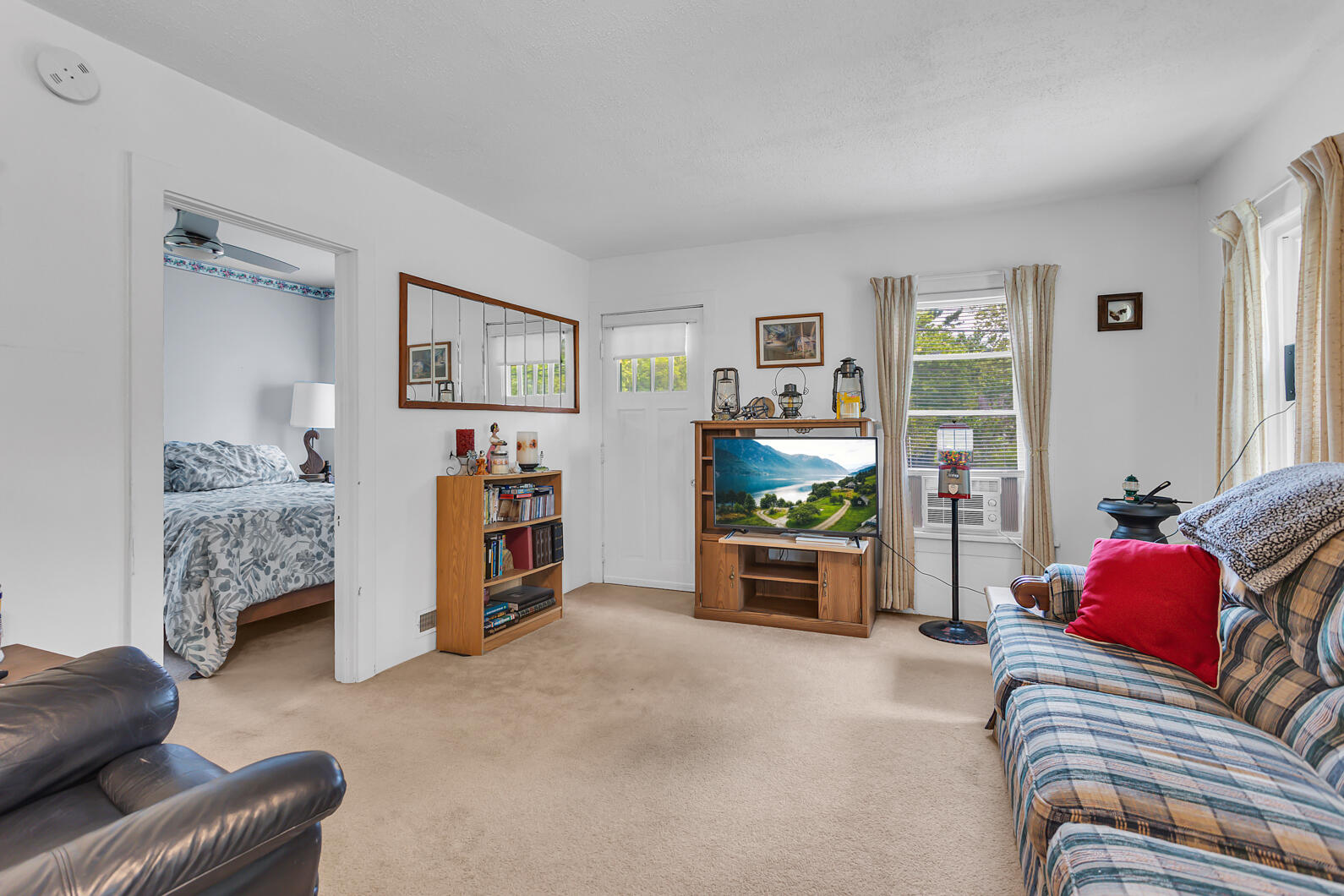 547 Pershing Avenue Jackson, MI 49203 - Photo 21 of 29 0N0A6607