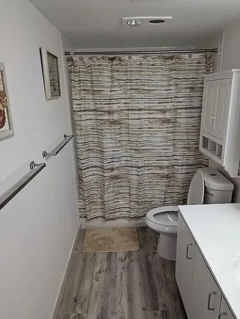 $3,400 | 5440 North Ocean Drive, Unit 705, Singer Island, FL 33404