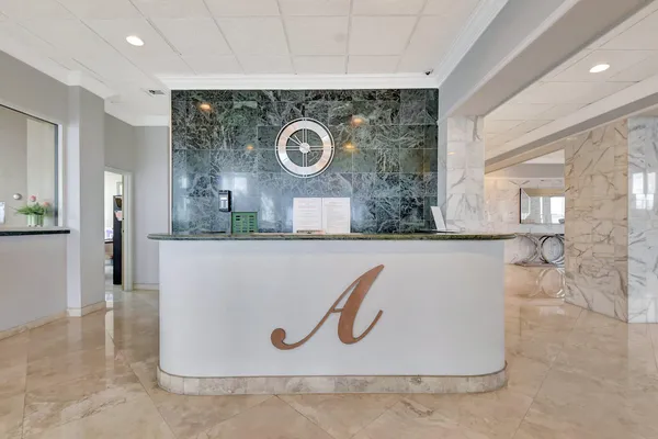 $3,400 | 5440 North Ocean Drive, Unit 705, Singer Island, FL 33404