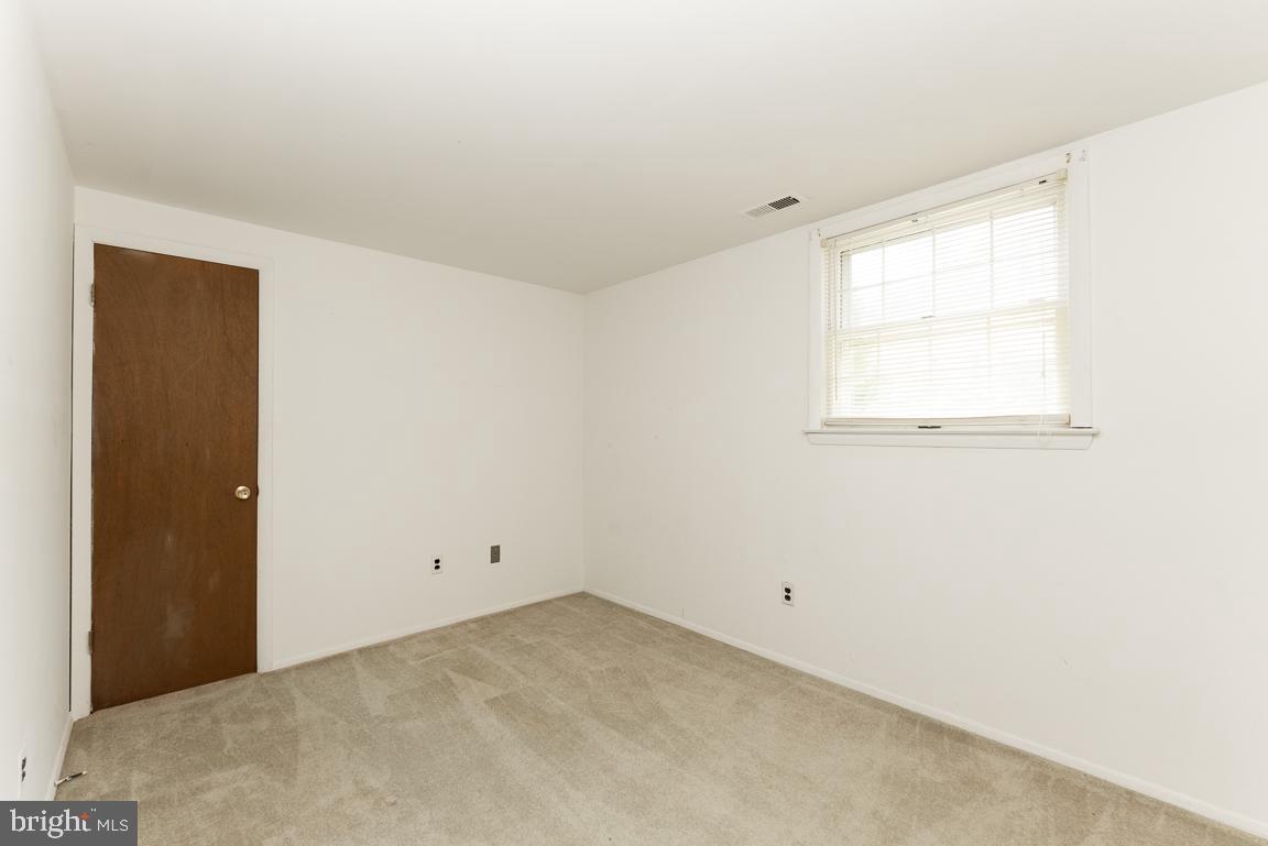 3902 Klausmier Road Nottingham, MD 21236 - Photo 20 of 25 4th bedroom