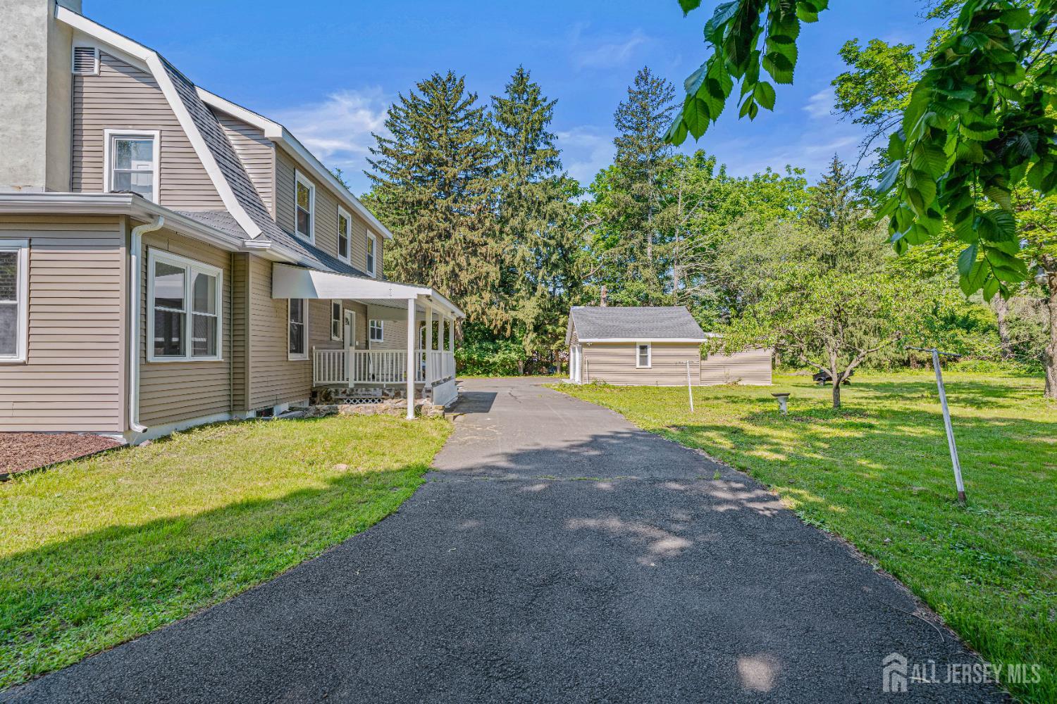 790 Ridge Road Monmouth Junction, NJ 08852 - Photo 5 of 38 Gallery Image 5