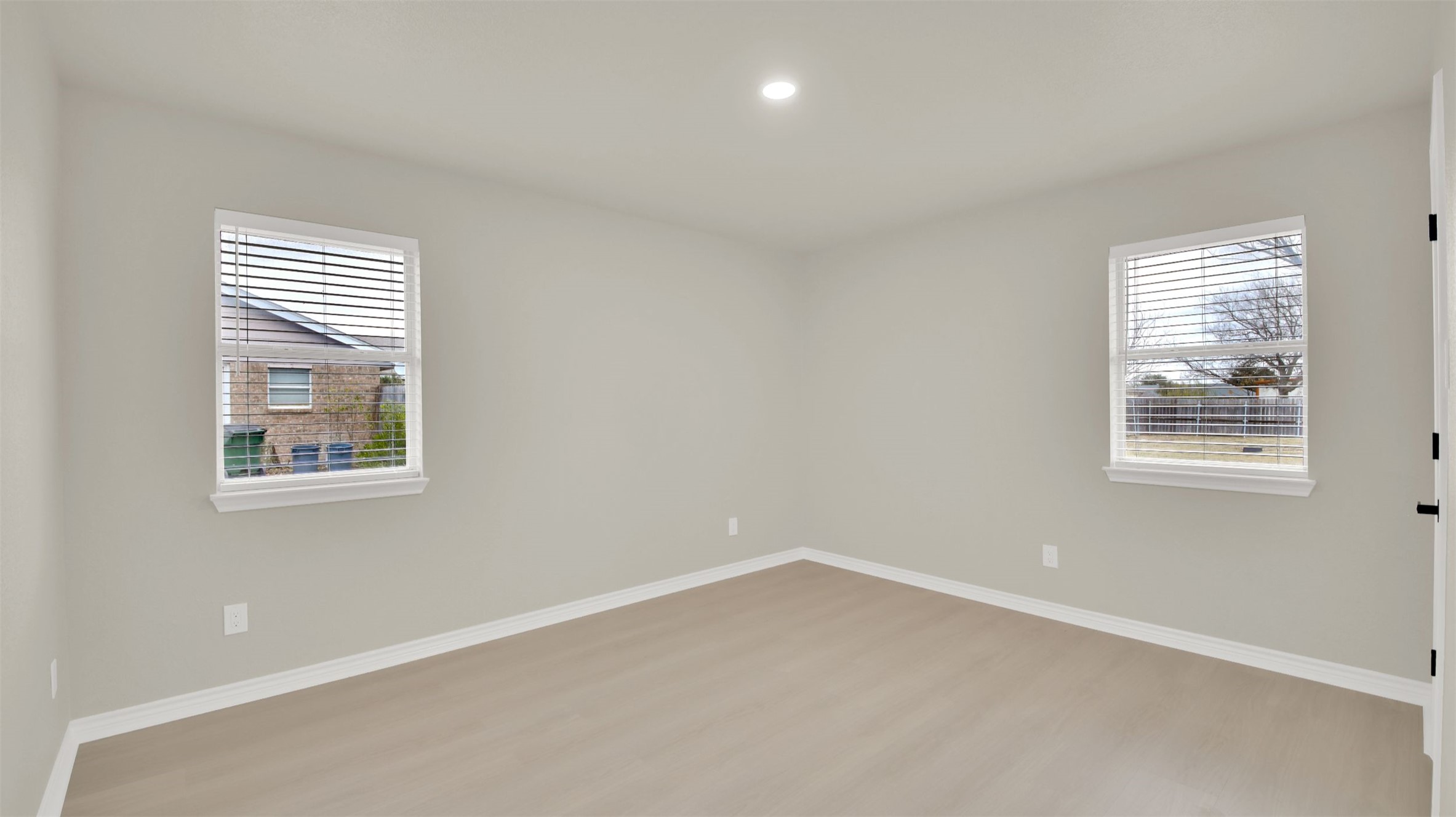 131 Meadow Valley Loop Jarrell, TX 76537 - Photo 22 of 32 Bedroom 3