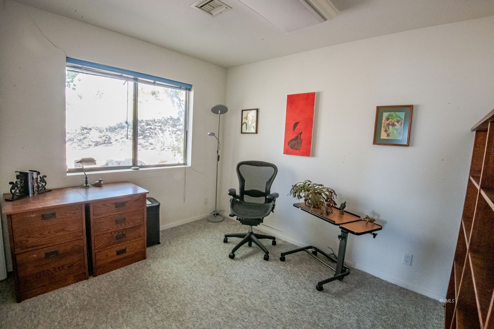133 Summit Road Bishop, CA 93514 - Photo 19 of 21 Bed room