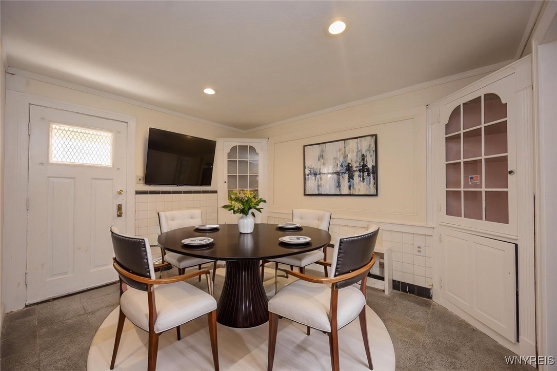 445 Connecticut Street Buffalo, NY 14213 - Photo 6 of 50