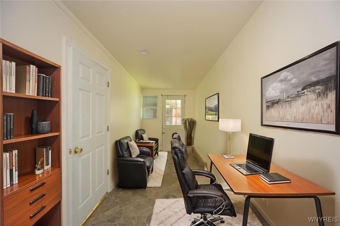 445 Connecticut Street Buffalo, NY 14213 - Photo 8 of 50