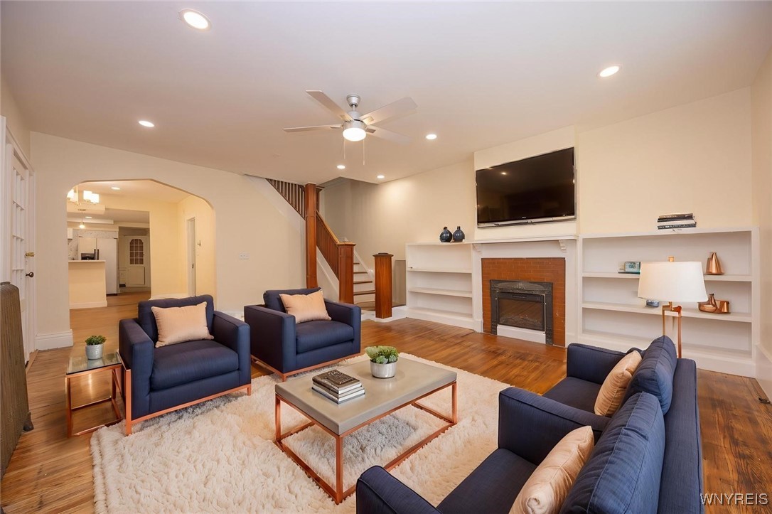 445 Connecticut Street Buffalo, NY 14213 - Photo 10 of 50