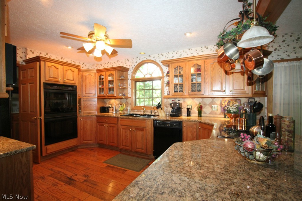 12394 Woodin Road Chardon, OH 44024 - Photo 15 of 25 KITCHEN