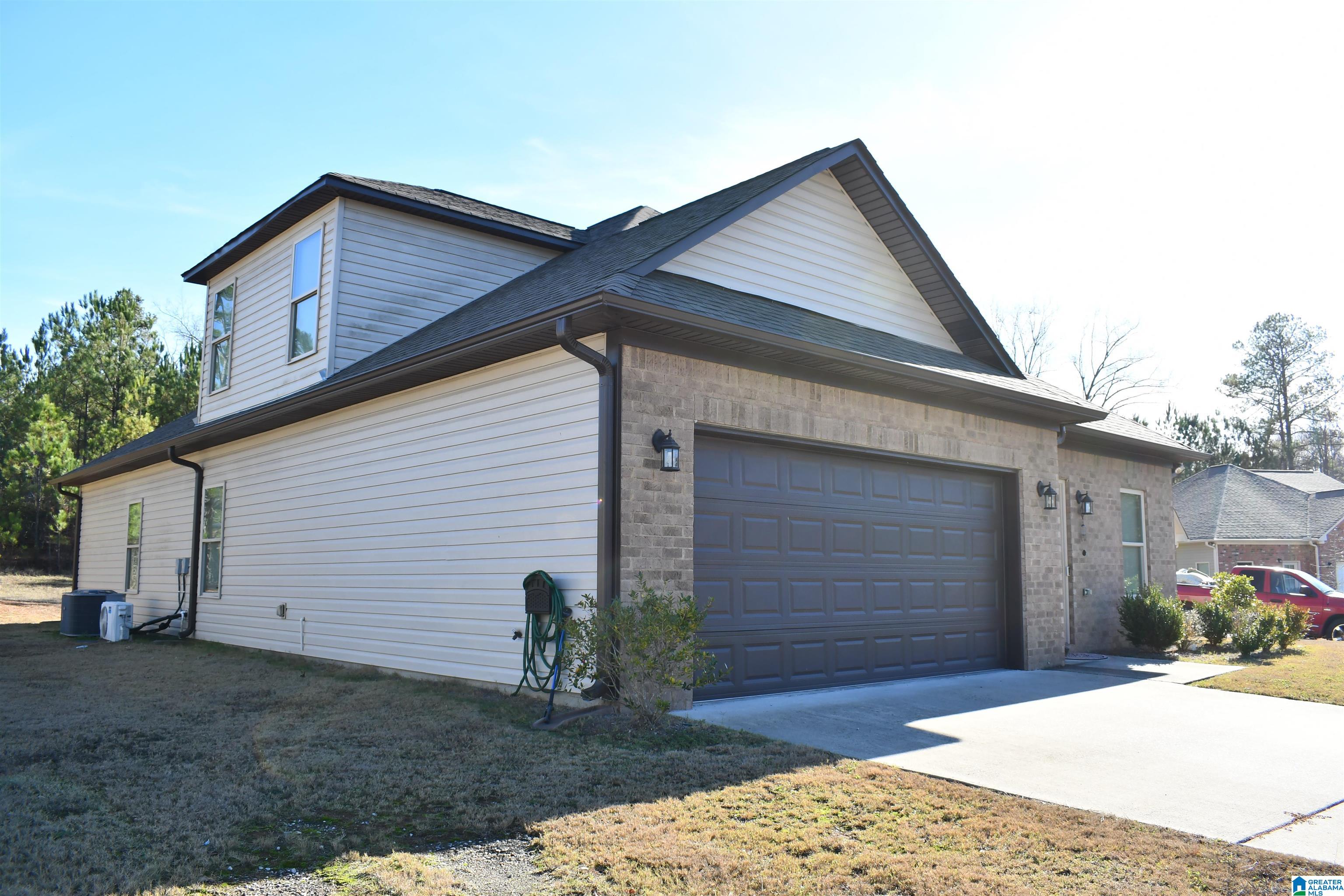 109 Brookside Way Calera, AL 35040 - Photo 3 of 16