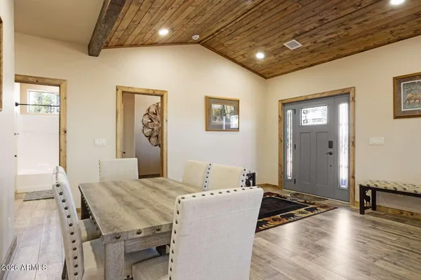 $429,000 | 2722 Church Lane, Overgaard, AZ 85933