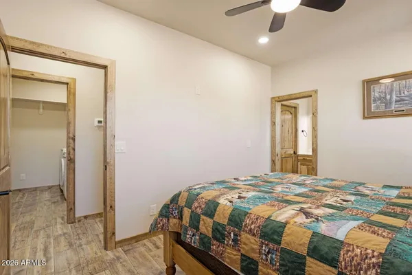 $429,000 | 2722 Church Lane, Overgaard, AZ 85933