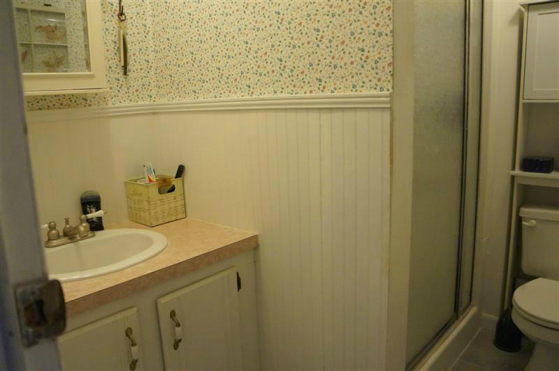 587 Brake Road Elliston, VA 24087 - Photo 18 of 23 Bathroom2