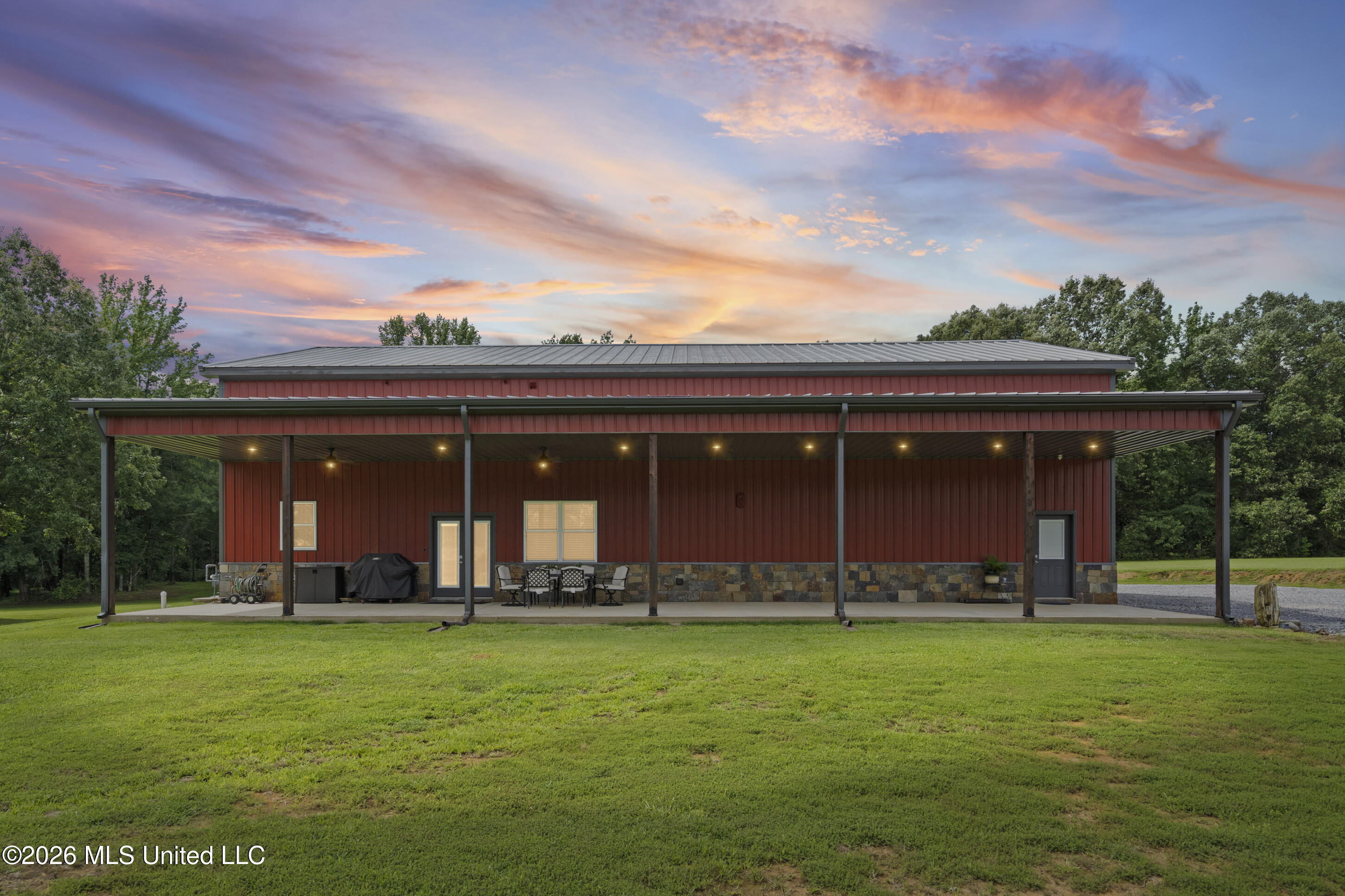 5435 Bright Road Hernando, MS 38632 - Photo 2 of 31 IMG_6459