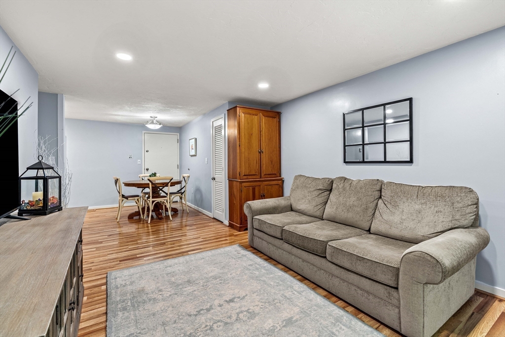 189 Littleton Road, Unit 7 Chelmsford, MA 01824 - Photo 13 of 32 Gallery Image 13