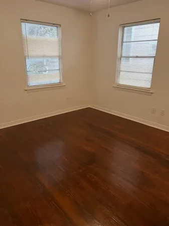 $1,295 | 2005 Welch Street, Unit 1/2, Houston, TX 77019