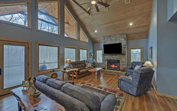 $749,000 | 405 Underwood Hill Road, Murphy, NC 28906