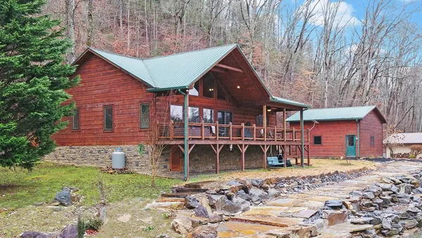 $749,000 | 405 Underwood Hill Road, Murphy, NC 28906