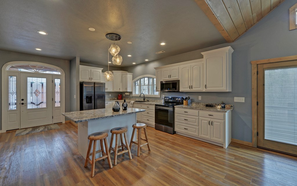 405 Underwood Hill Road Murphy, NC 28906 - Photo 9 of 68