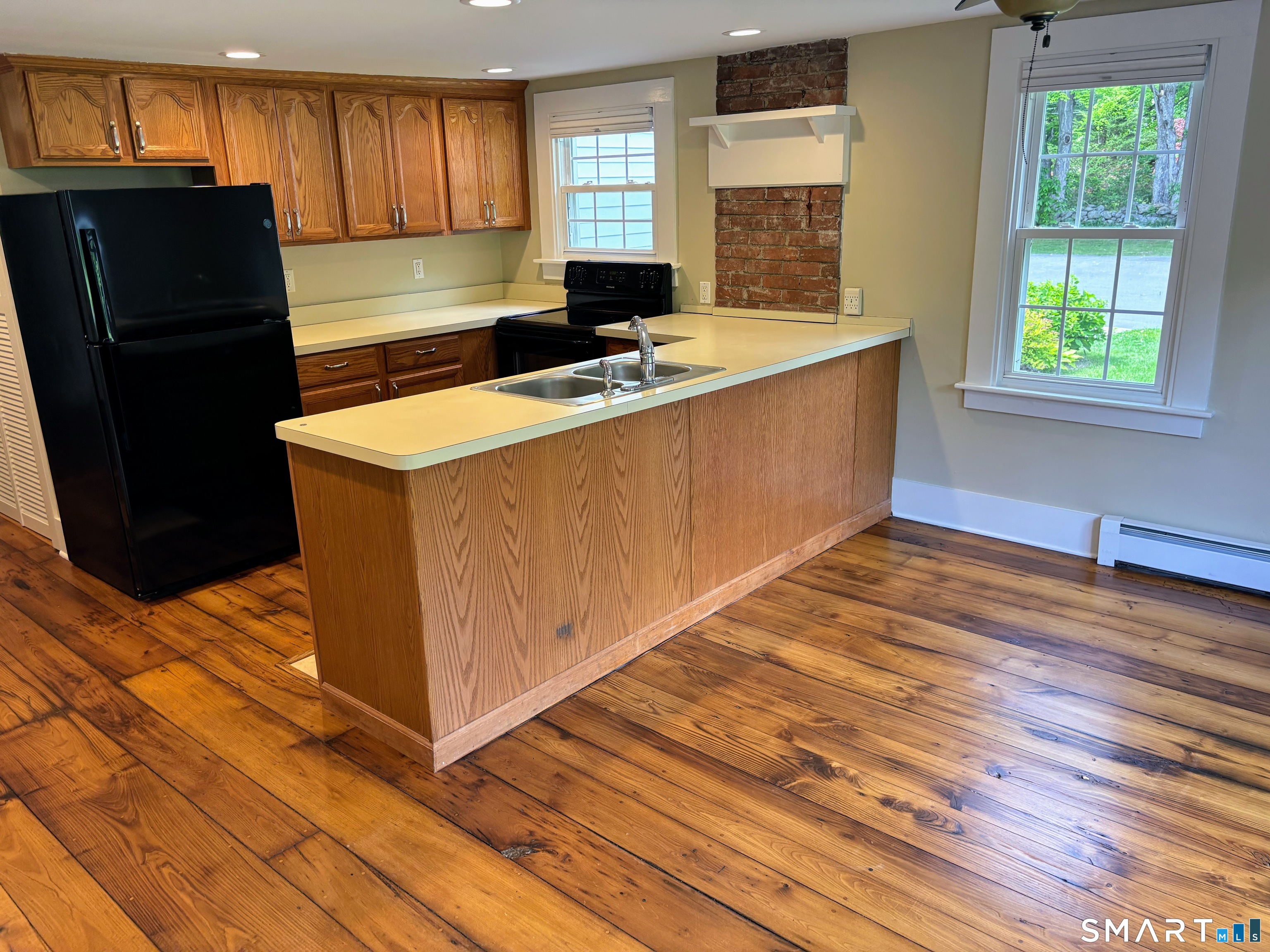 158 Cow Hill Road, Unit 1 Clinton, CT 06413 - Photo 3 of 16