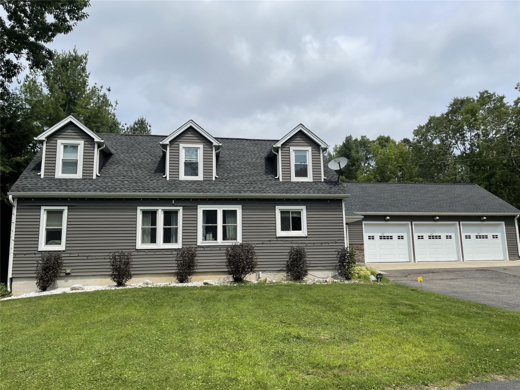 239 Twist Run Road Endicott, NY 13760 - Photo 1 of 36 Gallery Image 1