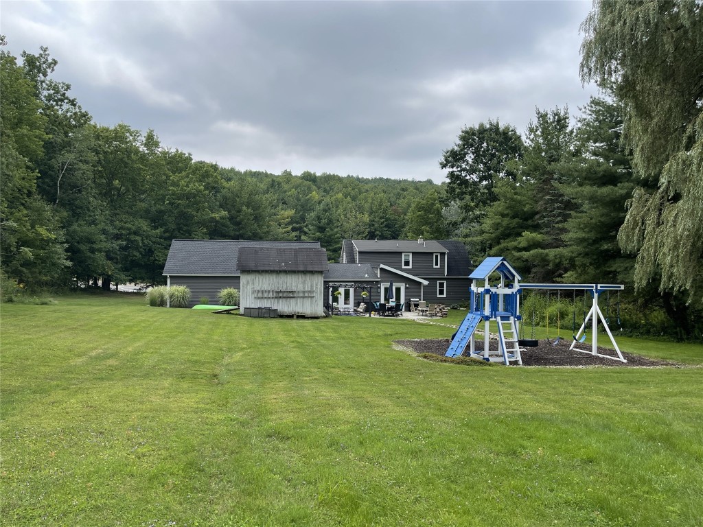 239 Twist Run Road Endicott, NY 13760 - Photo 11 of 36 Gallery Image 11
