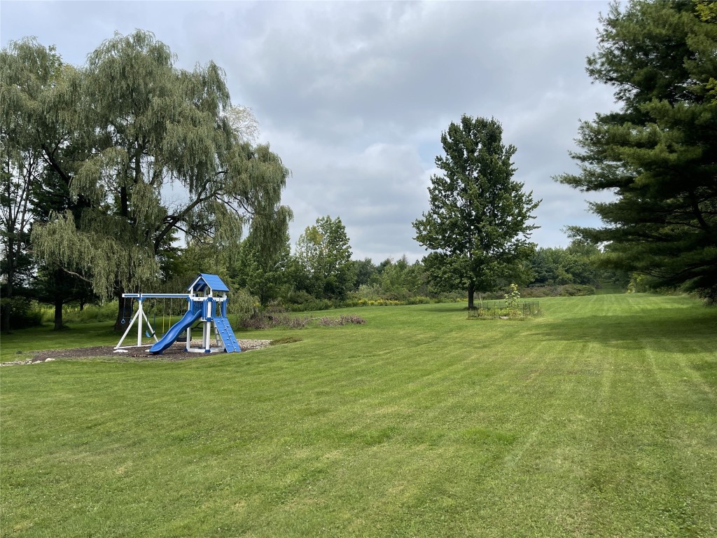239 Twist Run Road Endicott, NY 13760 - Photo 13 of 36 Gallery Image 13