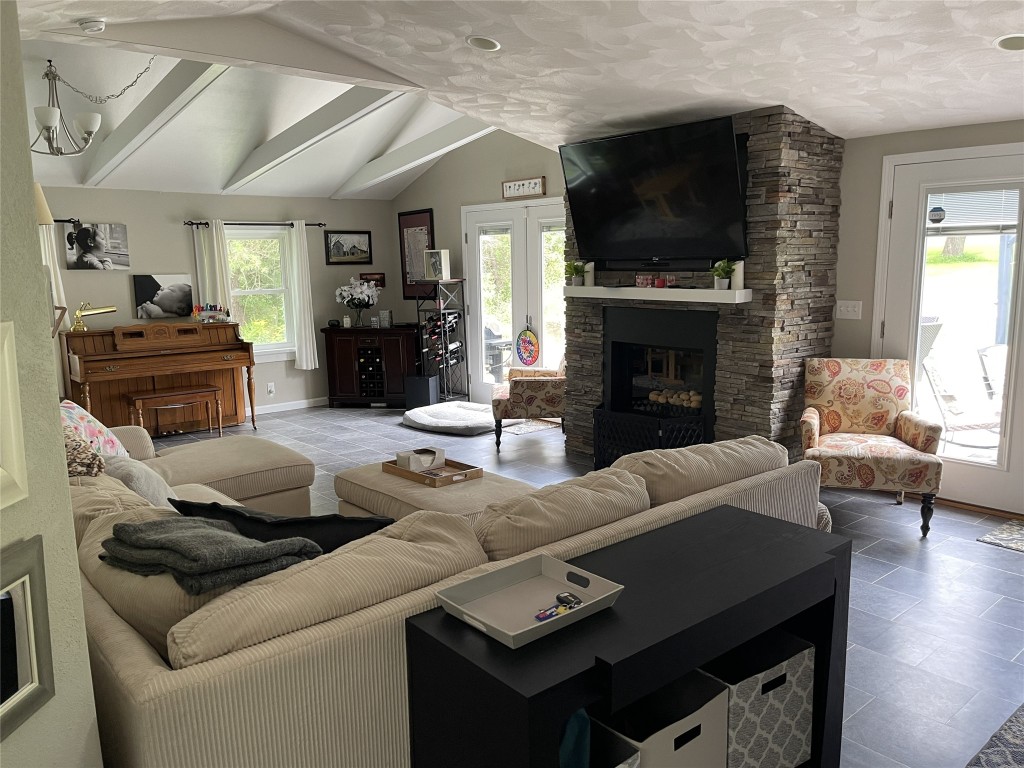 239 Twist Run Road Endicott, NY 13760 - Photo 14 of 36 Gallery Image 14