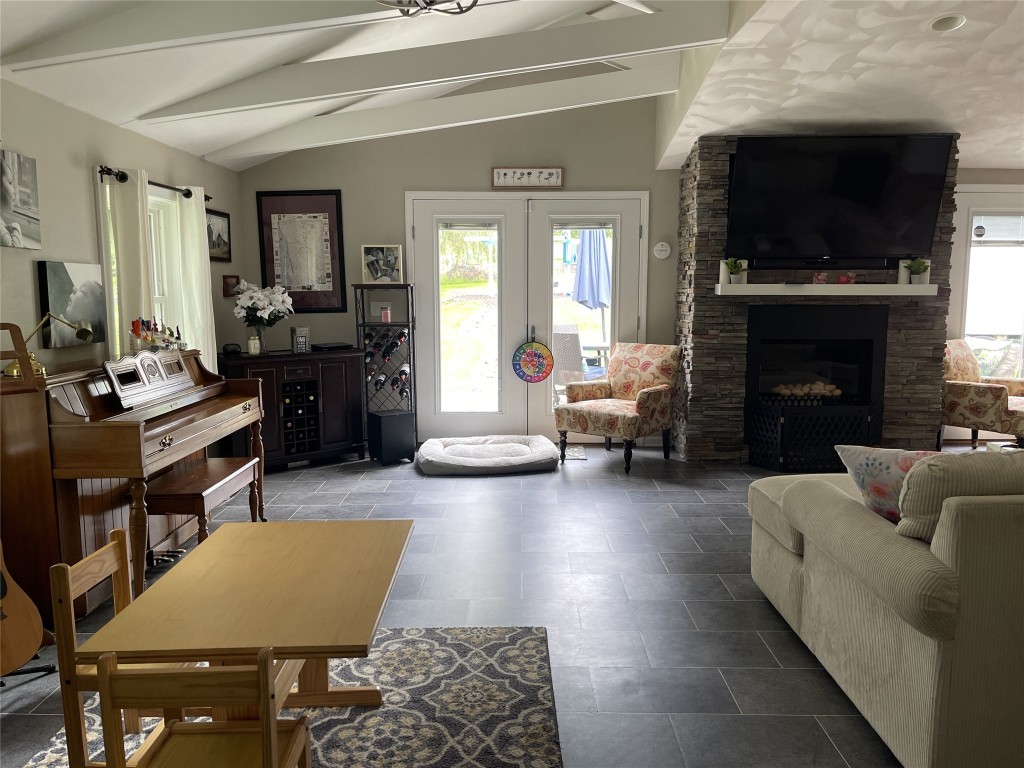 239 Twist Run Road Endicott, NY 13760 - Photo 16 of 36 Gallery Image 16