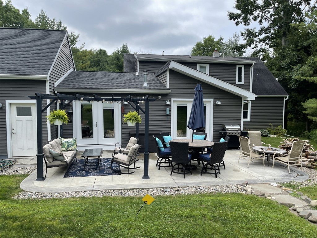 239 Twist Run Road Endicott, NY 13760 - Photo 5 of 36 Gallery Image 5