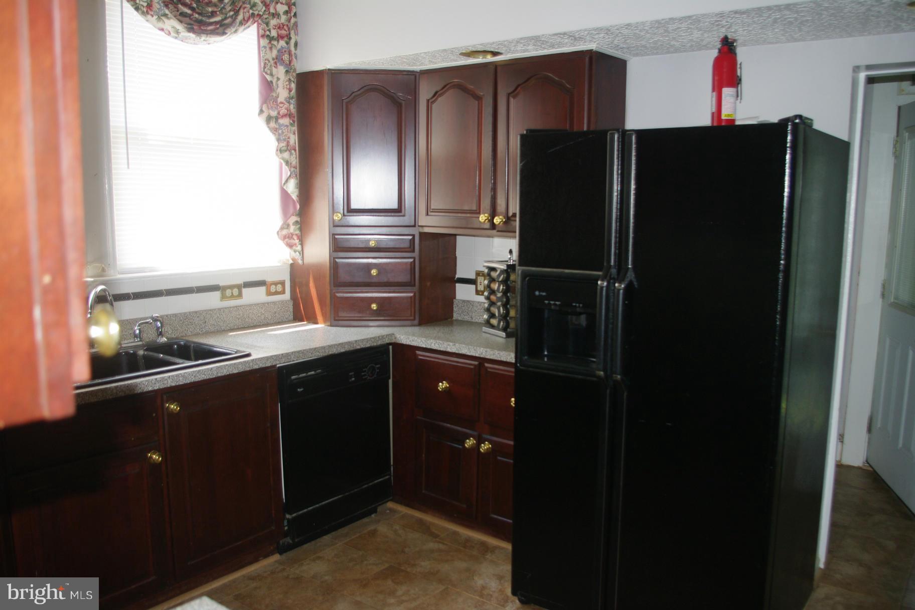 3610 Grantley Road Baltimore, MD 21215 - Photo 11 of 18 Kitchen