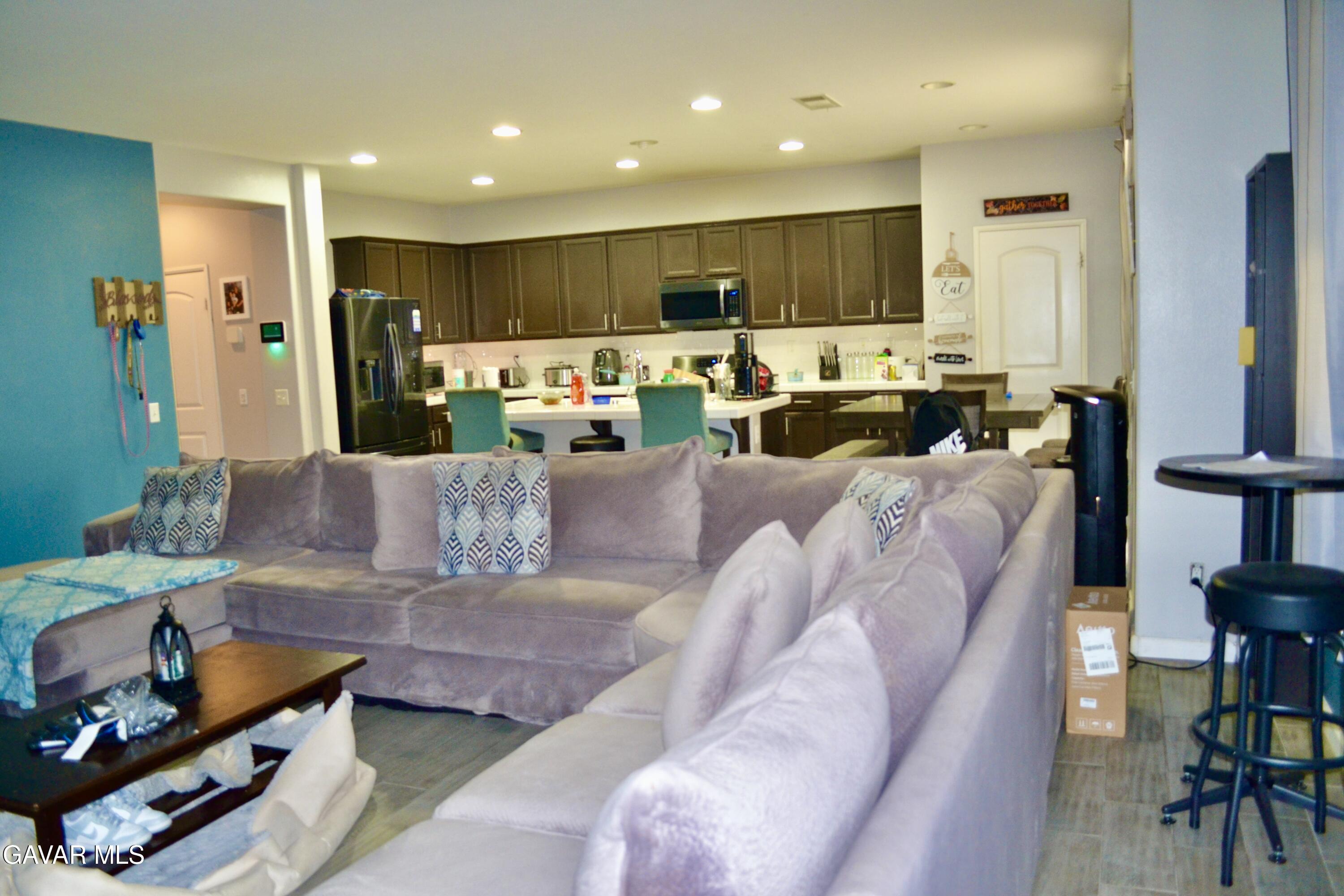 5212 Riley Court Palmdale, CA 93552 - Photo 15 of 62 9EF2E18F-9B15-4B53-8C2A-FDC8AAF12DFB_1_2