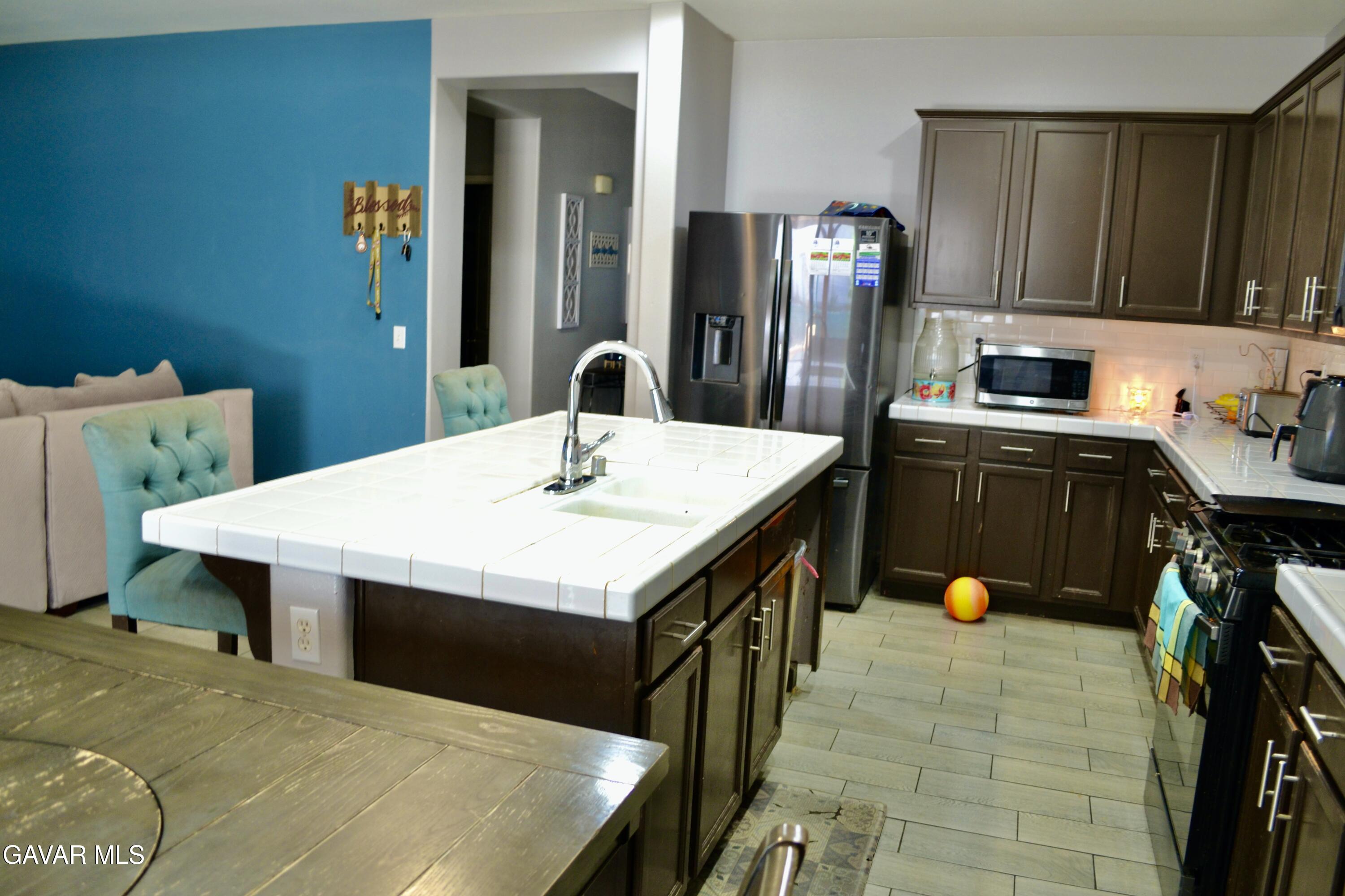 5212 Riley Court Palmdale, CA 93552 - Photo 19 of 62 629C72C2-C8D0-4F43-9250-97D6097CC4A8_1_2