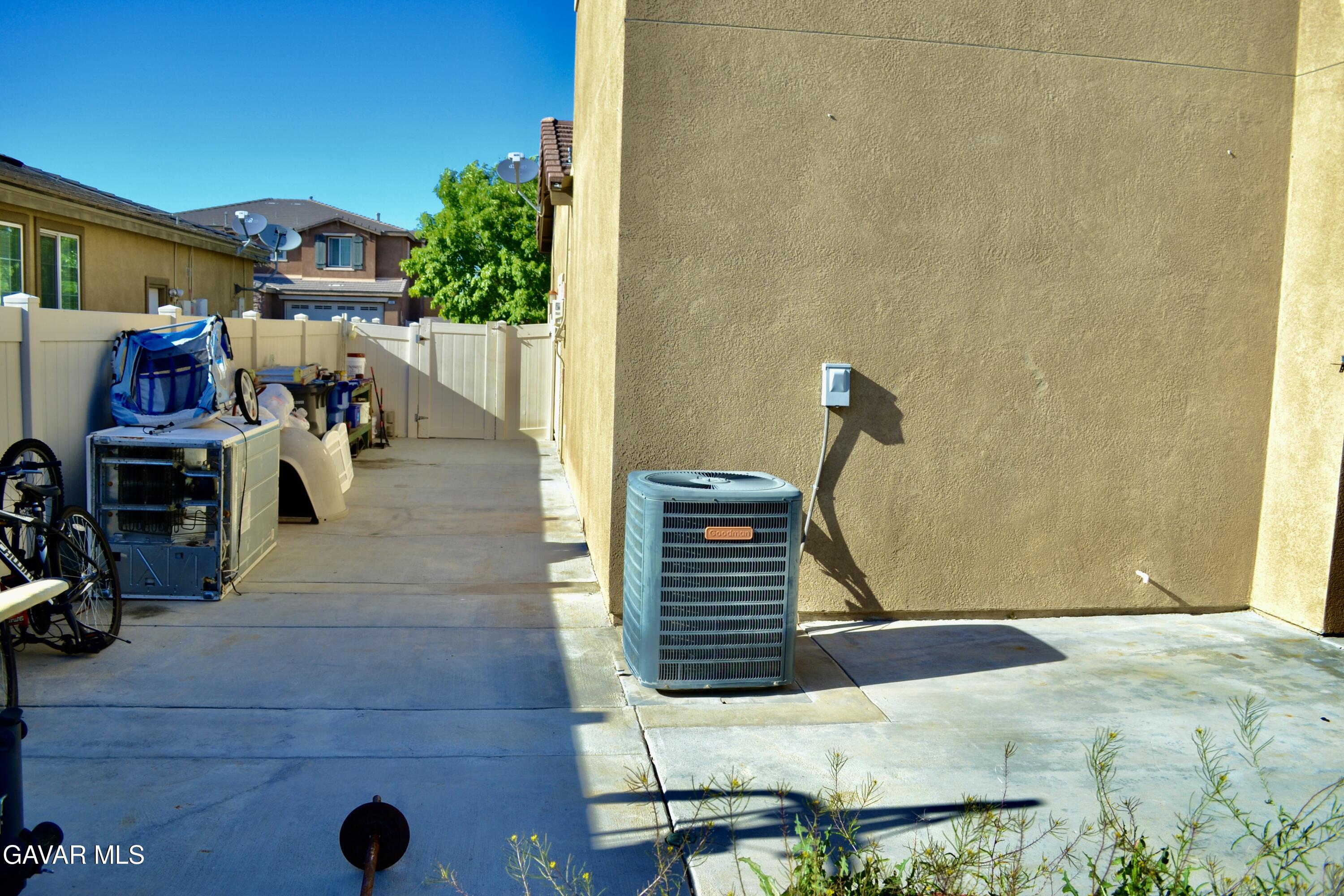 5212 Riley Court Palmdale, CA 93552 - Photo 53 of 62 4ECF9F65-6C19-411C-A3DE-7E450AEBC320_1_2