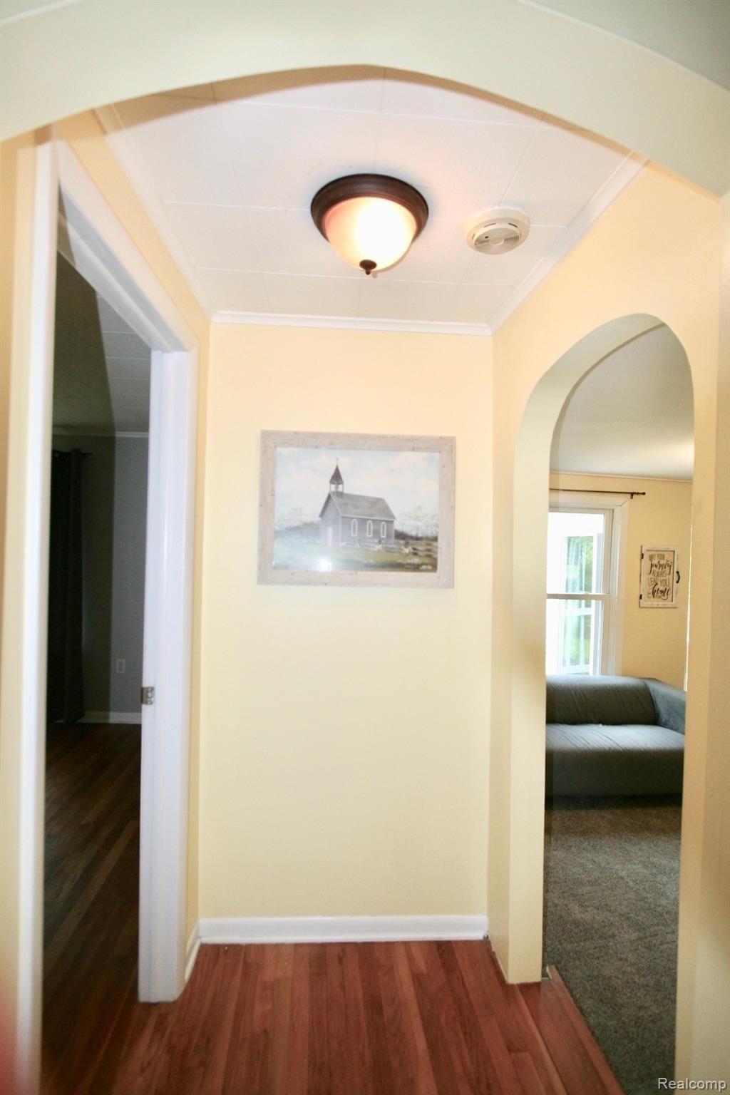 3247 Hickory Lawn Road Rochester, MI 48307 - Photo 14 of 17 Architectural Archways