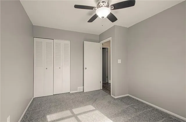 $250,000 | 8605 West 83rd Street, Overland Park, KS 66204