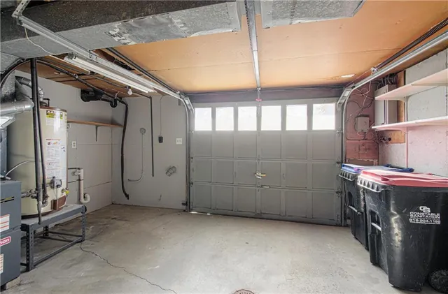 $250,000 | 8605 West 83rd Street, Overland Park, KS 66204