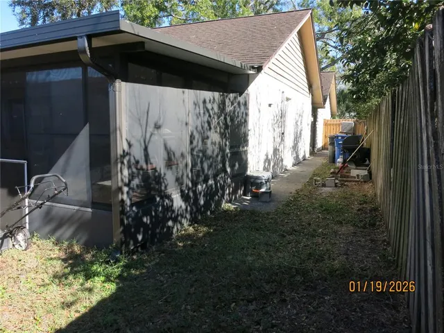 $2,400 | 8304 North Gomez Avenue, Tampa, FL 33614