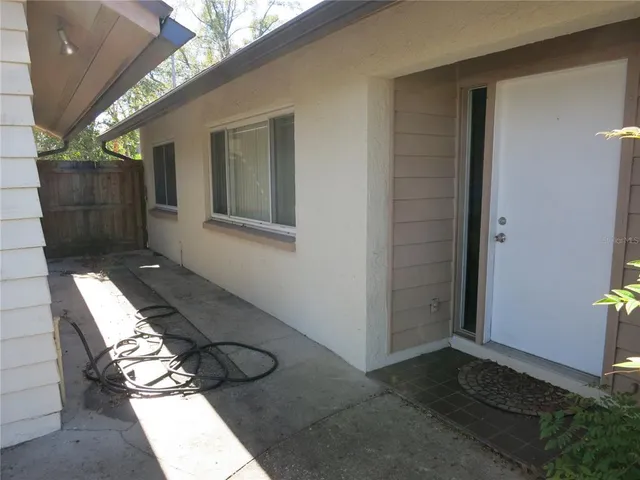 $2,400 | 8304 North Gomez Avenue, Tampa, FL 33614