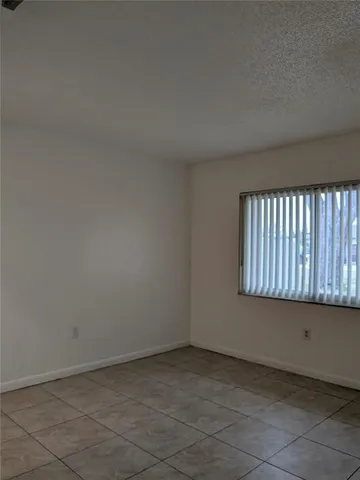 $2,400 | 8304 North Gomez Avenue, Tampa, FL 33614