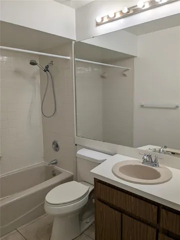 $2,400 | 8304 North Gomez Avenue, Tampa, FL 33614