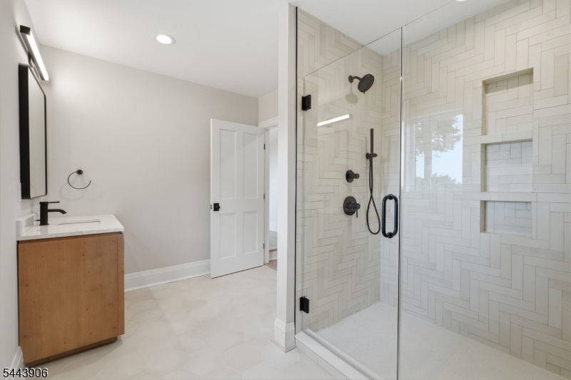 180 Round Top Road Bernardsville, NJ 07924 - Photo 24 of 50