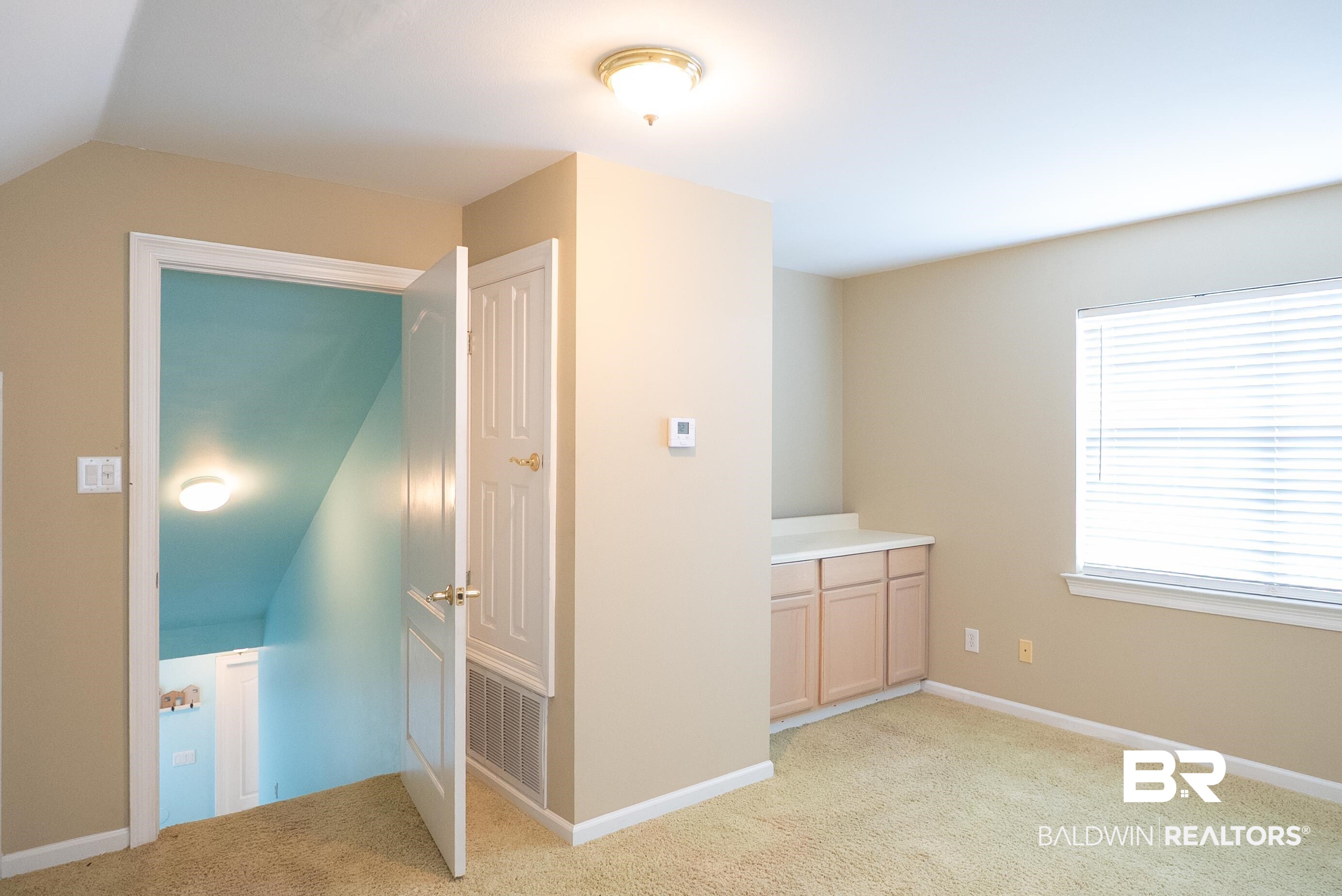 10023 Springfield Court Mobile, AL 36695 - Photo 40 of 50 Hall with light carpet