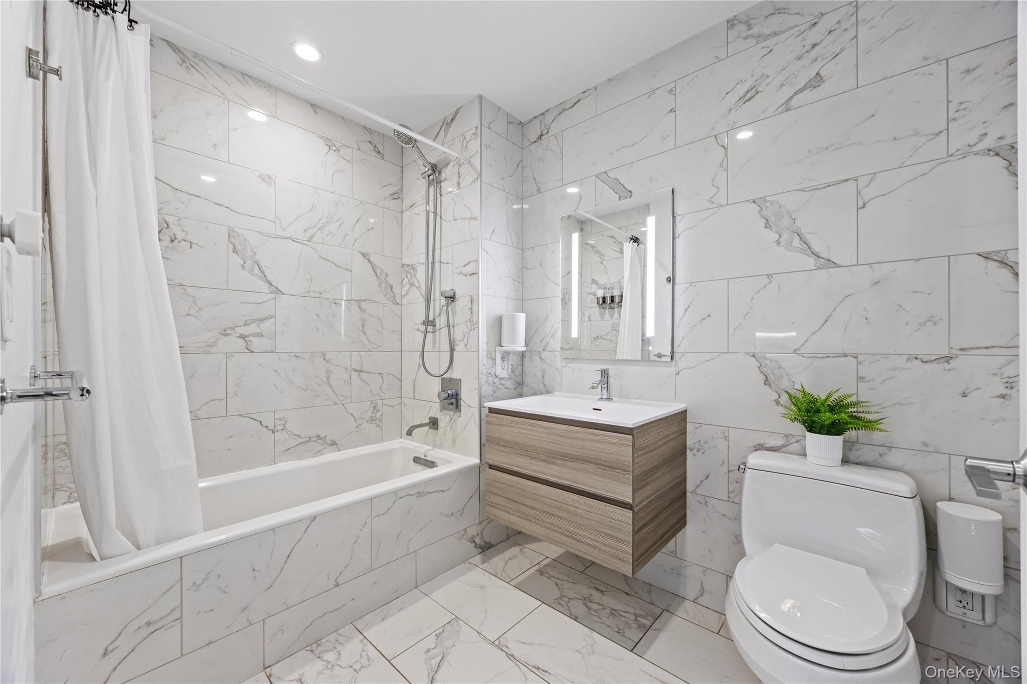 131-01 40 Road, Unit PH 3T Queens, NY 11354 - Photo 11 of 17