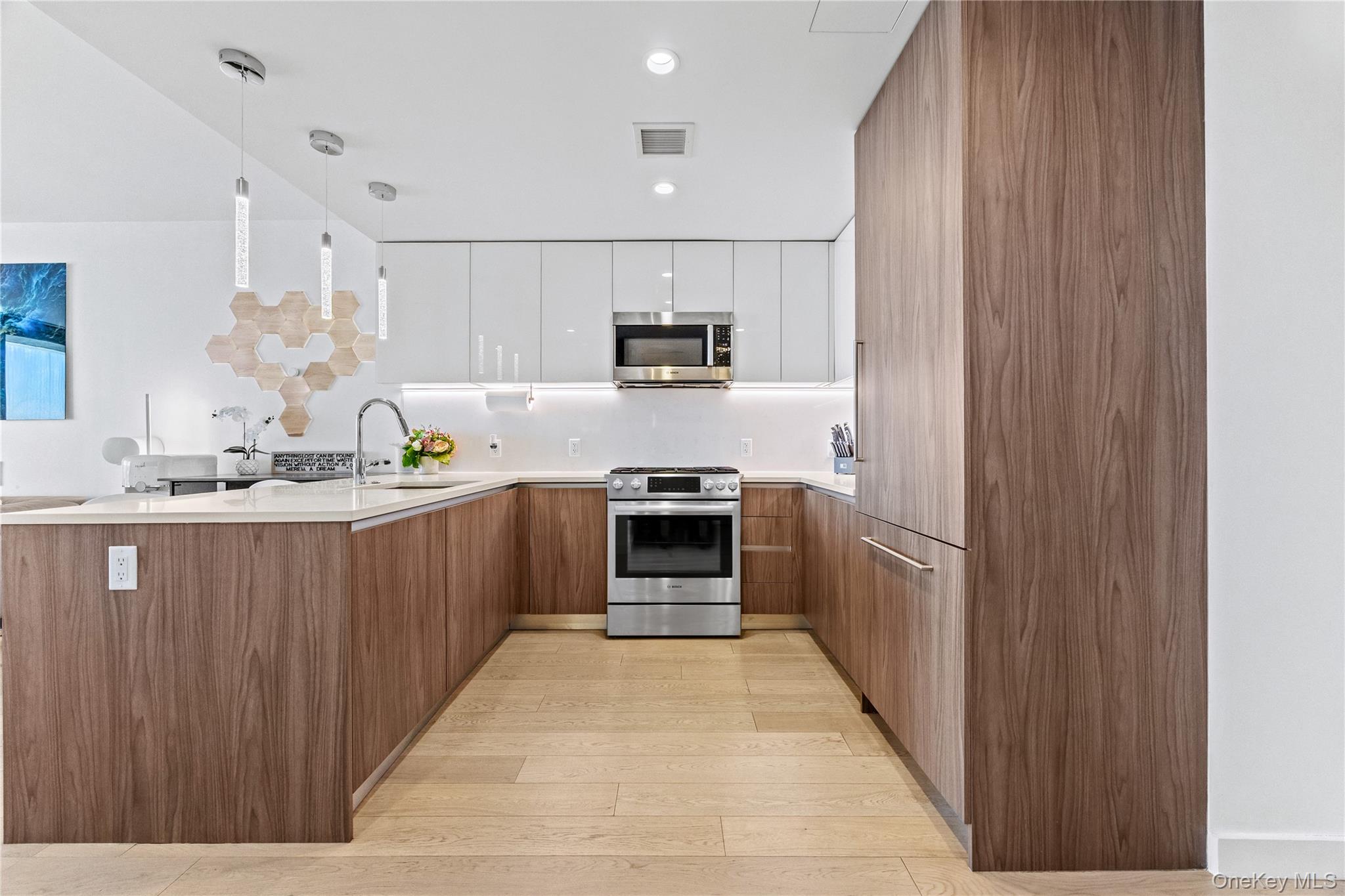 131-01 40 Road, Unit PH 3T Queens, NY 11354 - Photo 2 of 17